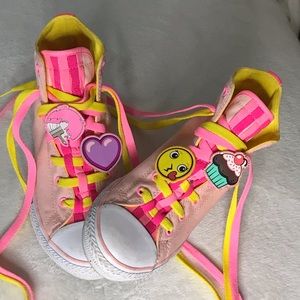 Light pink/ hot pink converse